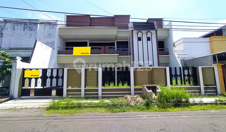 Rumah Kawasan Elite Dharmahusada Indah Surabaya Timur Dekat Mall