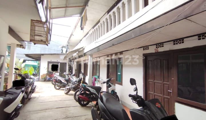 Ruang Usaha Kos2an di Sayap Gegerkalong , Bandung 300 M Bagus SHM