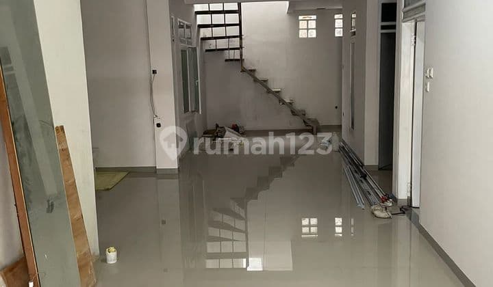 Rumah Bagus Siap Huni Nyaman SHM di Taman Holis Indah Bandung