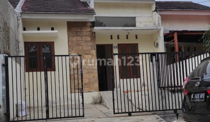 Over kredit rumah di perumahan green Paradise Citayam