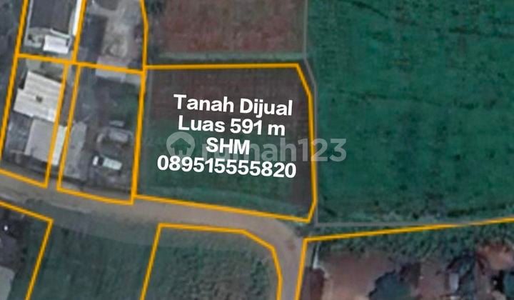 Dijal tanah pinggir jalan dekat exit tol sirkuit Sentul bogor