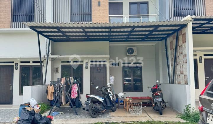 Over Kredit Rumah 2 Lantai Siap Huni di Kranggan Cibubur