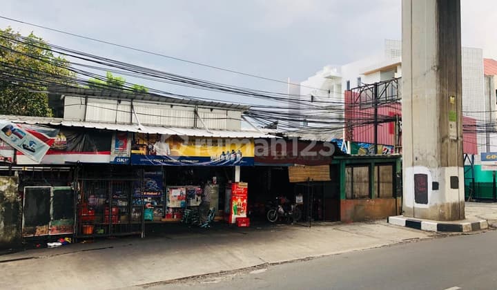 Bangunan Tua Hitung Tanah Lokasi Strategis SHM di Wolter Monginsidi Kebayoran Baru