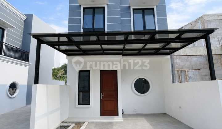 Rumah 2 Lantai 500 Jutaan Dekat Stasiun Depok