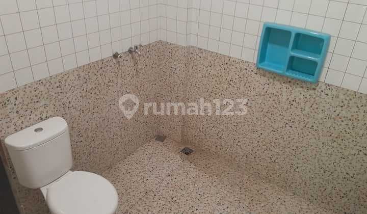 4 Lantai Ruko Strategis Pangeran Jayakarta (1313)