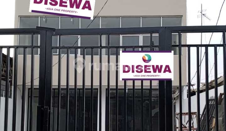 Ruko Besar Ada Rooftop Pinggir Jalan Utama Narogong Siap Huni Akses Container (514)