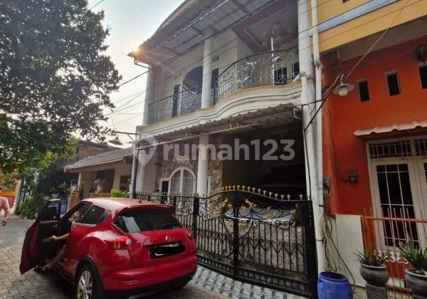 Rumah Furnished 2 Lantai Full Granit di Harapan Indah Bekasi (248)