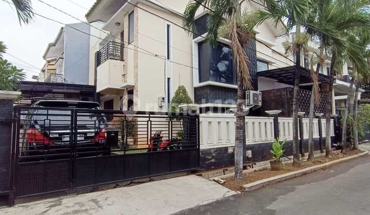 S723 Rumah Hoek Full Furnished Murah Billymoon Pondok Kelapa Jakarta Timur
