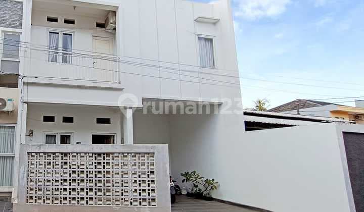 Z49 Rumah Bagus Full Furnished Cluster Batu Ampar Condet Jakarta Timur