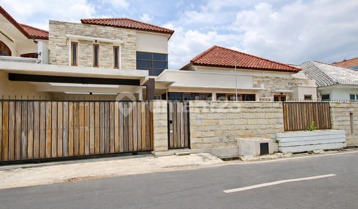 Da02 Rumah Mewah 480 M2 Lokasi Nyaman Rawamangun Jakarta Timur