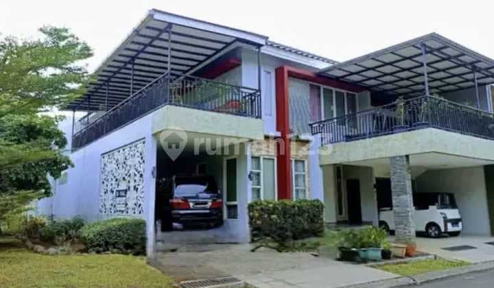 Y298 Rumah Mewah 216 M2 Dekat Tol di Green Park Jatiwarna Bekasi
