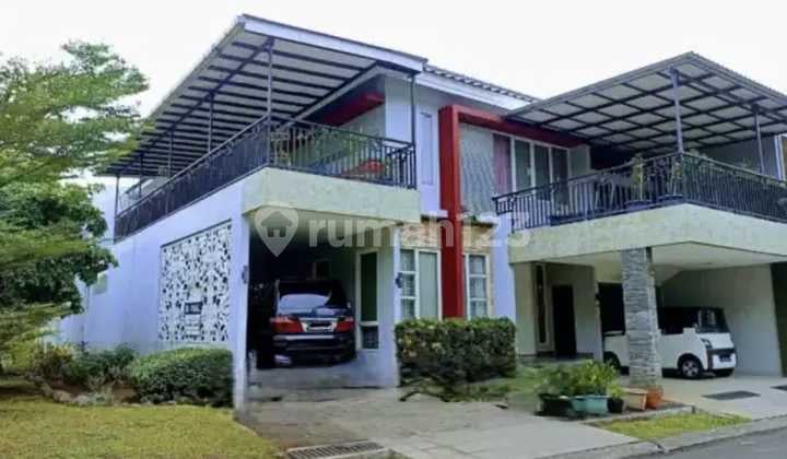 Y298 Rumah Mewah 216 M2 Dekat Tol di Green Park Jatiwarna Bekasi