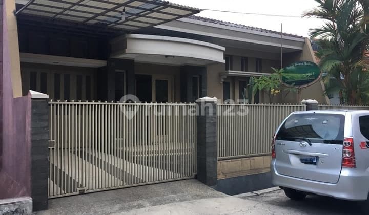 Rumah Terawat di Turangga Buah Batu Bandung