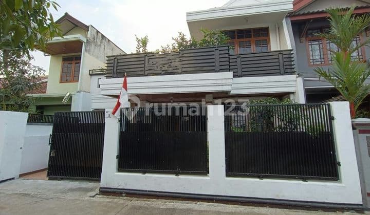 Rumah Full Furnished Siap Huni Dalam Komplek Margacinta Ciwastra