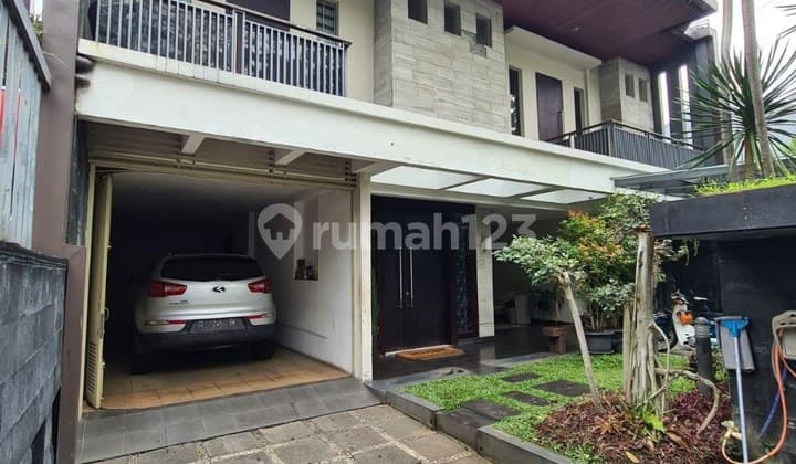 Rumah Lux di Main Road Sayap Lodaya Cocok Untuk Usaha Apapun