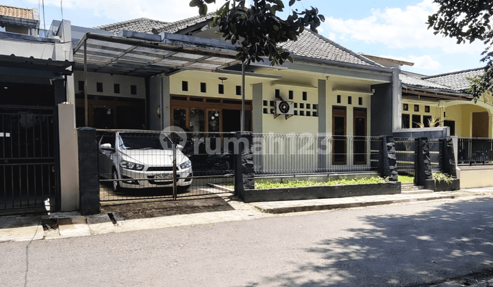 Rumah di Sayap Talaga Bodas Lengkong Burangrang