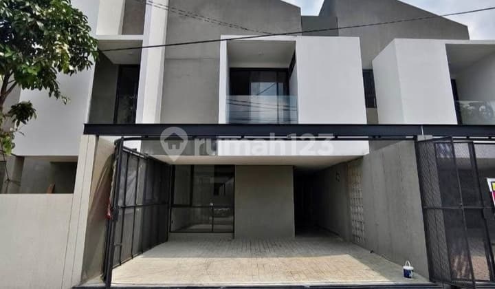Rumah Baru di Turangga Lengkong Buah Batu Bandung