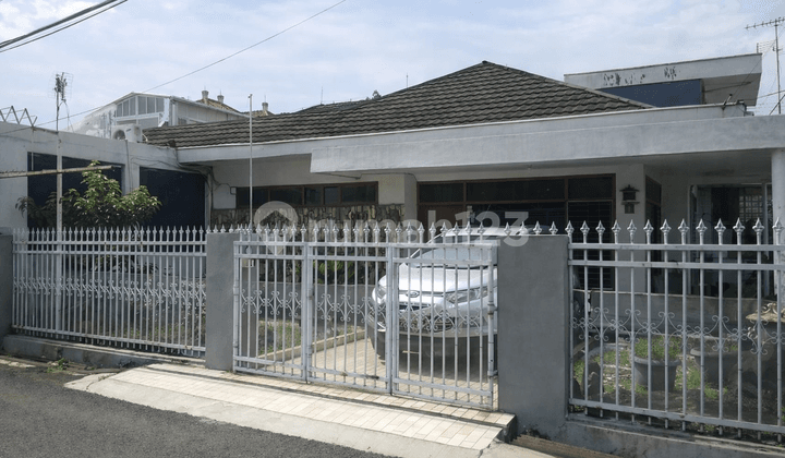 Rumah di Turangga Alat Musik Posisi Hook