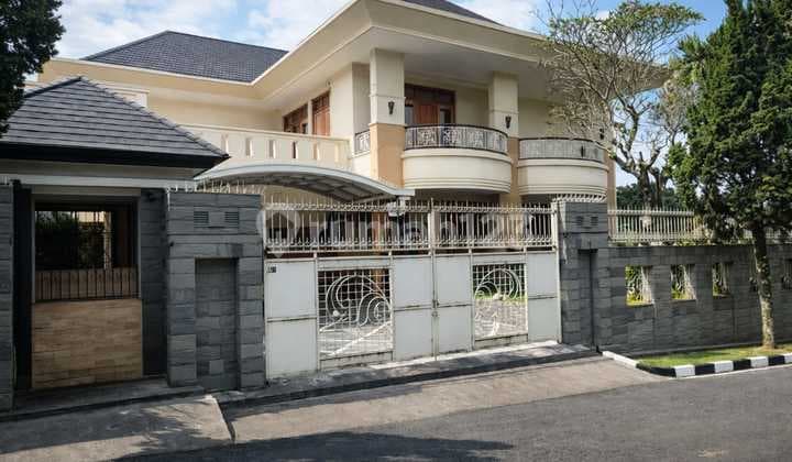 Harga Dibawah NJOP Rumah Mewah di Komplek Budi Indah Setiabudi