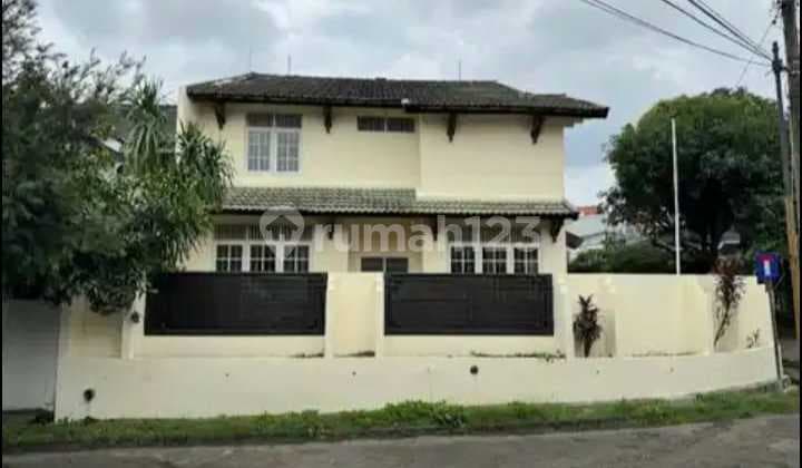 Rumah Di Jl.kenari Sektor 2 Di Bintaro Jaya,tangerang Selatan