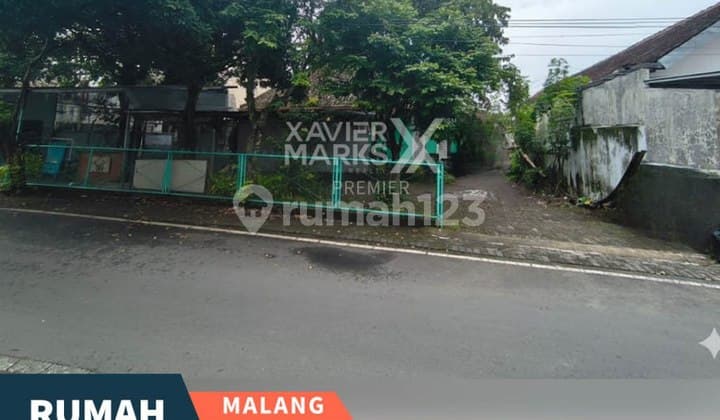 Rumah Klasik Row Jalan Lebar di Jl Kaliurang Malang