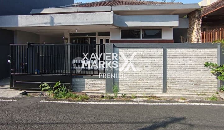 Rumah Baru Renovasi Siap Huni di Jl Sungai sungai Malang