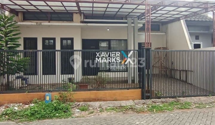 Fully Furnished House with Easy Access in Blimbing, Malang