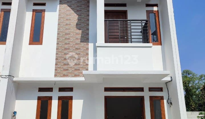 353 Rumah Baru Ready Stock 2 Lt Cantik dan Srategis di Ciputat