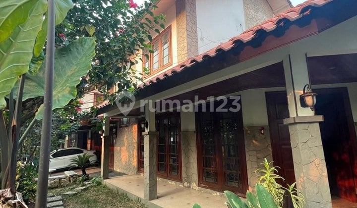 Jk223 Rumah Murah 2 Lt Mewah Dalam Perumahan Elit di Kramat Jati,