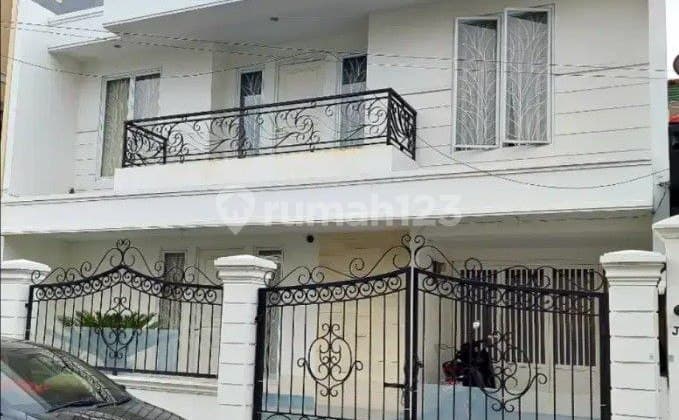 Jk260 Rumah 2 Lt Klasik Modern di Komplek Citra Garden, Kalideres