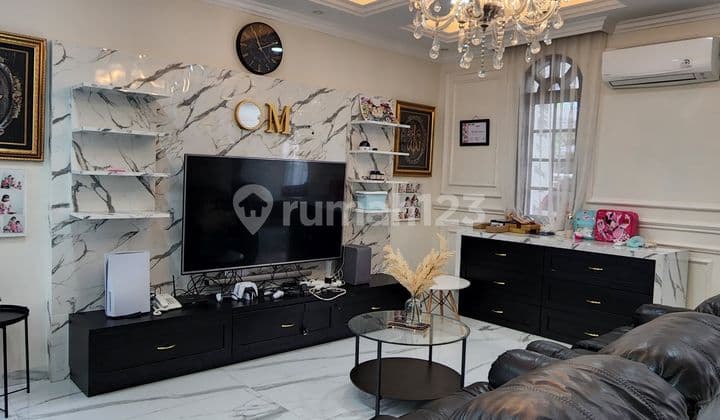 Rumah Murah 3 Lantai Mewah Classic Eropa Fullfurnish Di Antapani