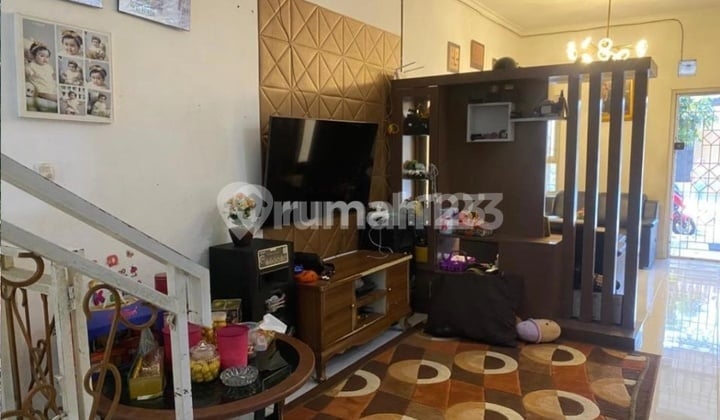 Rumah Murah 2 Lantai Siap Huni Shm Di Komplek Puri Ayana