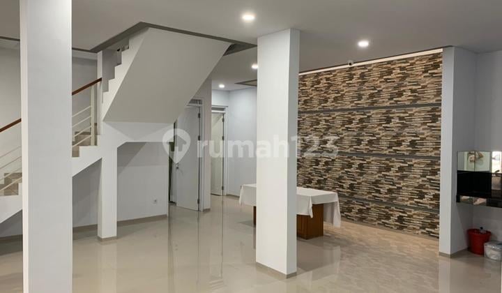 Rumah Murah Siap Huni Luas Bagus Shm Di Mainroad Ciumbuleuit