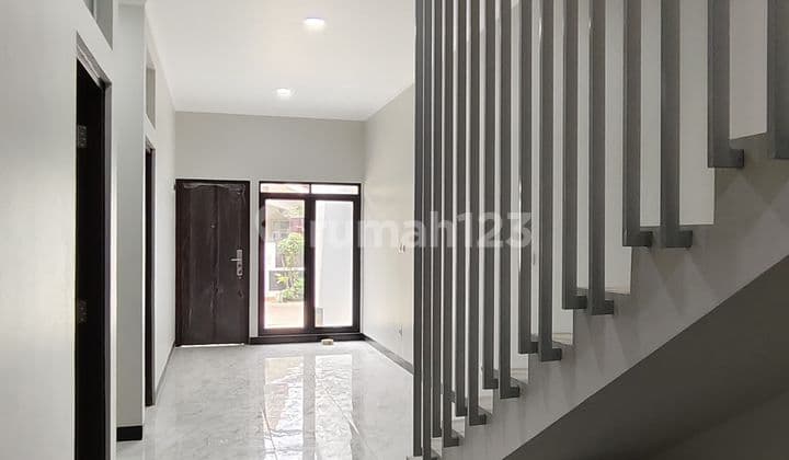 Minimalist Good New Affordable House with SHM in Taman Kopo Indah 1