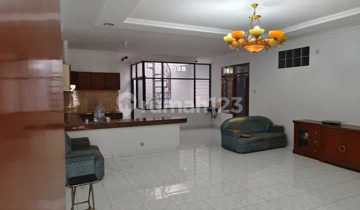 Rumah Murah 2 Lantai Siap Huni Bagus Shm Di Taman Holis Indah 1