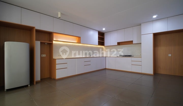 Rumah Murah Lux Besar Siap Huni Bagus Hgb Di Dago Resort