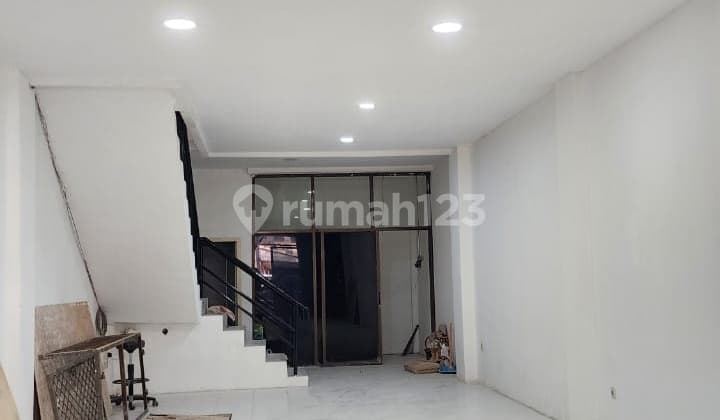 Di Jual Murah dan Cepat Komplek Ruko Roxy Mas 4 Lantai