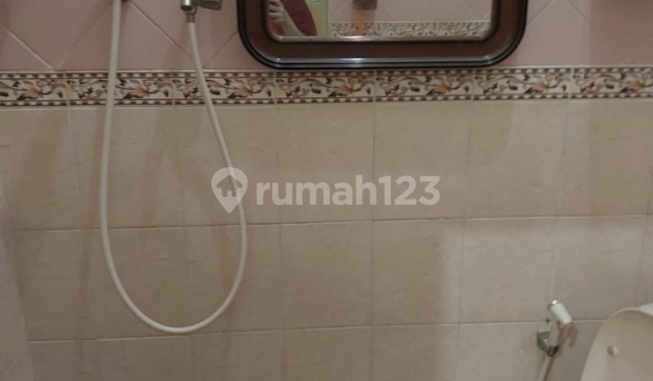 Disewakan Rumah Pademangan 2,5 Lt