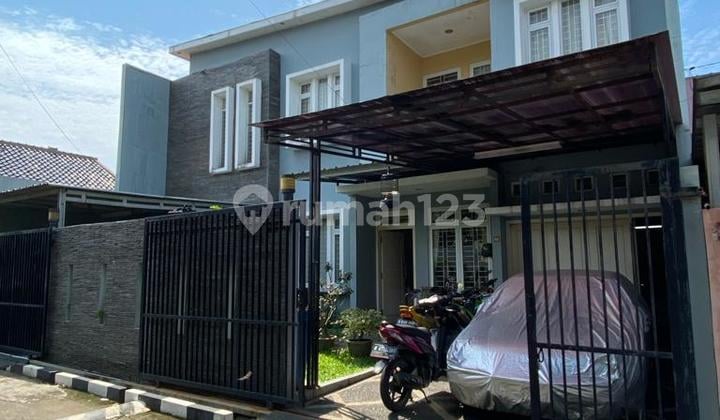 Rumah 2 Lantai Bagus Terawat Di Pelita Air Service Sawangan