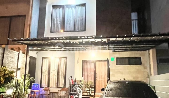 Rumah 2 Lantai siap huni di Perumahan Mahkota Cimanggis