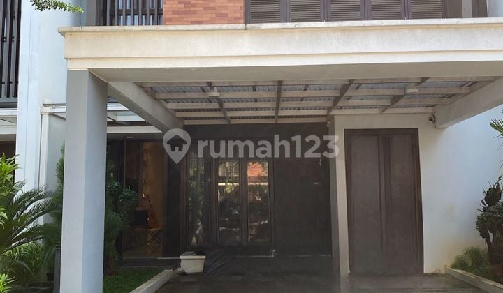 Rumah 2 lantai furnished mewah di Cimanggis Golf Estate