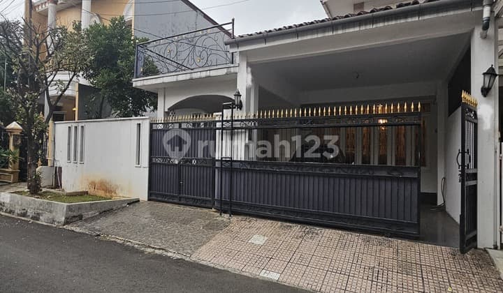 Rumah 2 Lantai Siap Huni Di Tanjung Barat Indah Jakarta