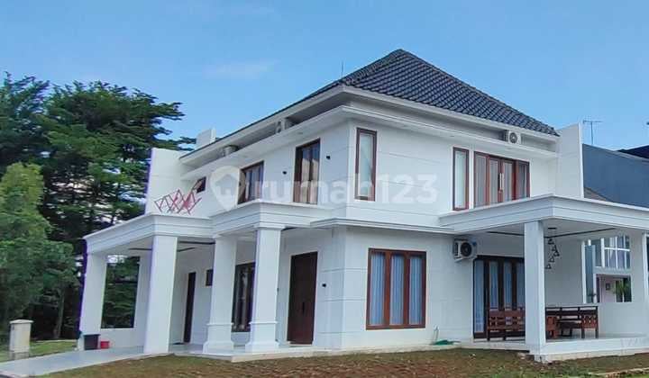 Rumah Baru Hoek 2 Lantai Mewah di Citra Grand Cibubur