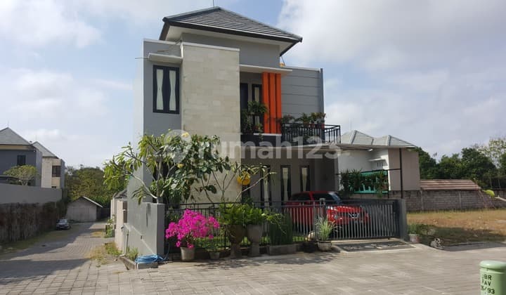 For Sale Cheap 2nd Floor House Area Unggasan Badung Bali.