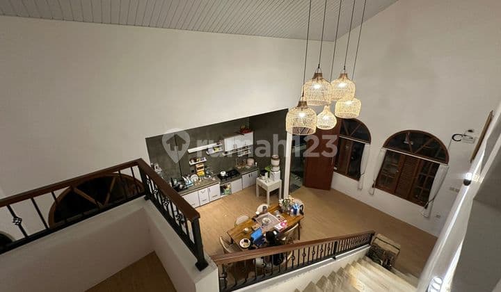 Aesthetic 3-Story House for Sale on Jalan Gunung Soputan, West Denpasar.