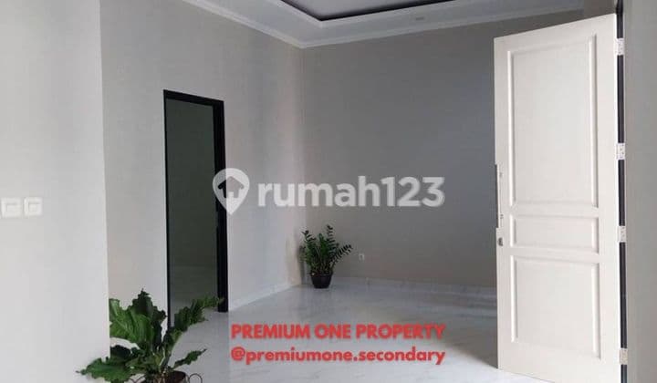 New Design, New House, Siap Huni, Minimalis di Mega Cinere ,depok