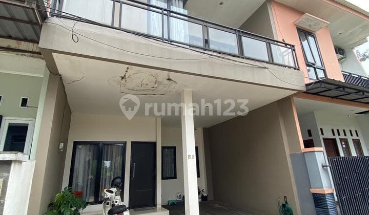 Rumah Cinere Limo Dekat Tol, Bagus dan Terawat, Kamar Luas