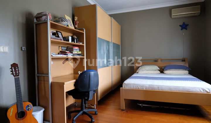 Dijual rumah luas bagus di lebak bulus bebas banjir