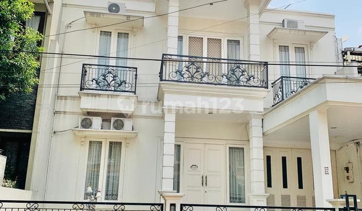 Dijual Murah Rumah Mewah, Fully Furnished, di Area Town House Cireundeu 5 Kt 4 Km