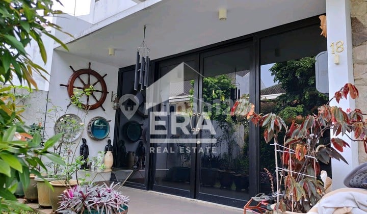 Nice House in Sentul city with Mezzanine, 2 floors, area 171.